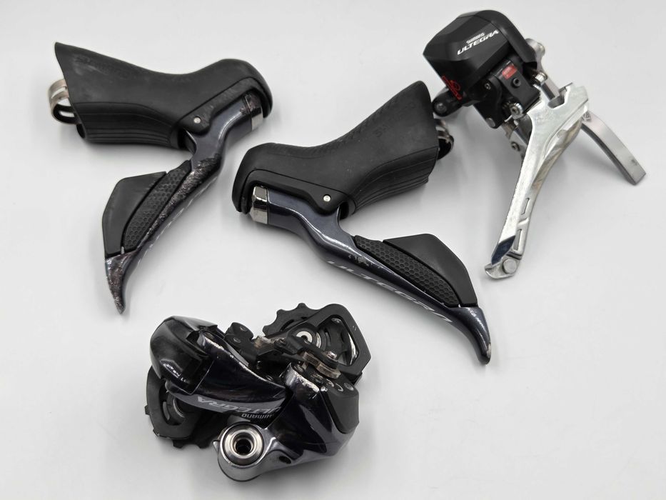 Grupa Shimano ULTEGRA Di2 6870 / 2X11s