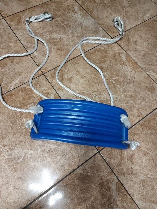 Sprzedam huśtawke plastik