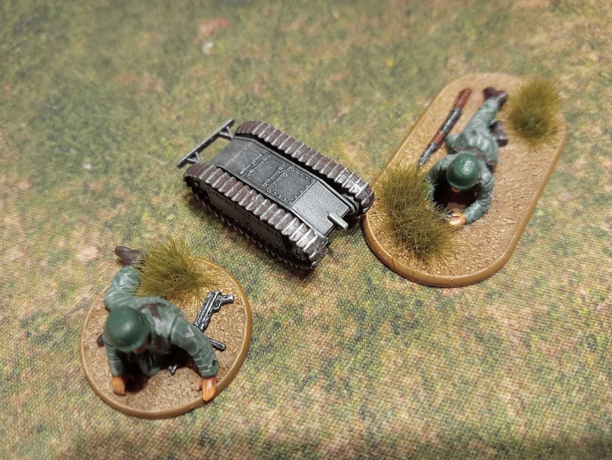 Bolt Action Niemiecki Goliat/mina + 2 figurki żołnierzy