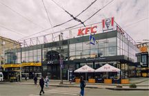 Сдам торговое помещение 300 кв. на Мономаха супер трафик