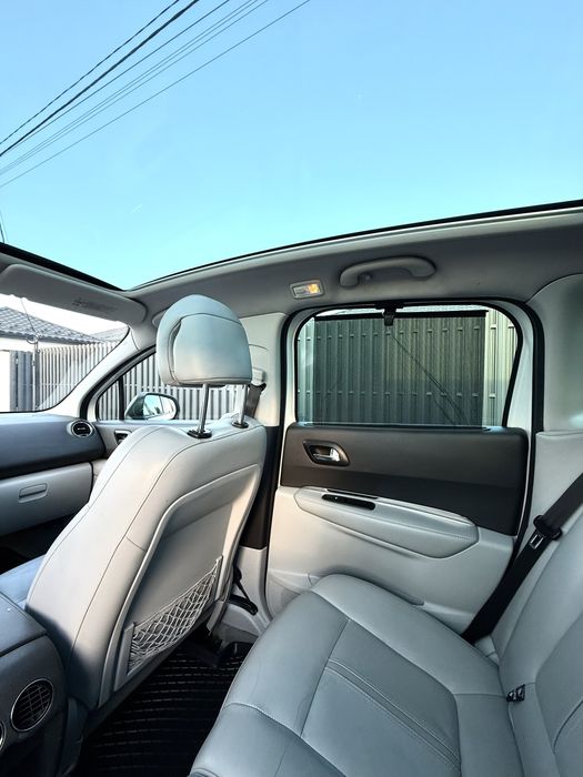 Пежо Peugeot 3008 2010 року дизель 2.0 автомат