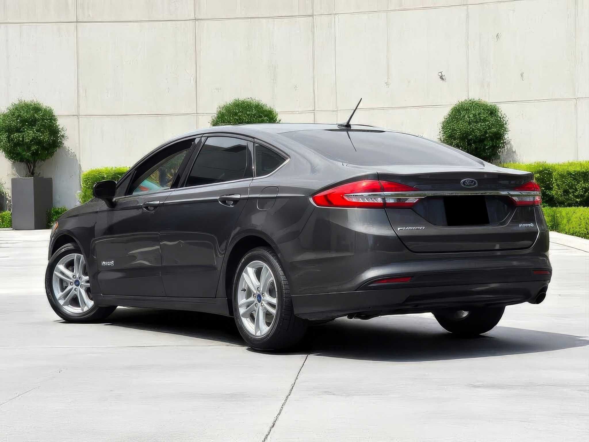 2018 Ford Fusion Hybrid S