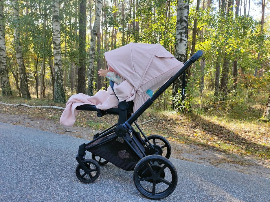 Cybex E-Priam 4.0 Pech pink spacerówka