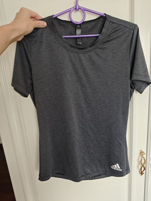 Футболка Adidas женская