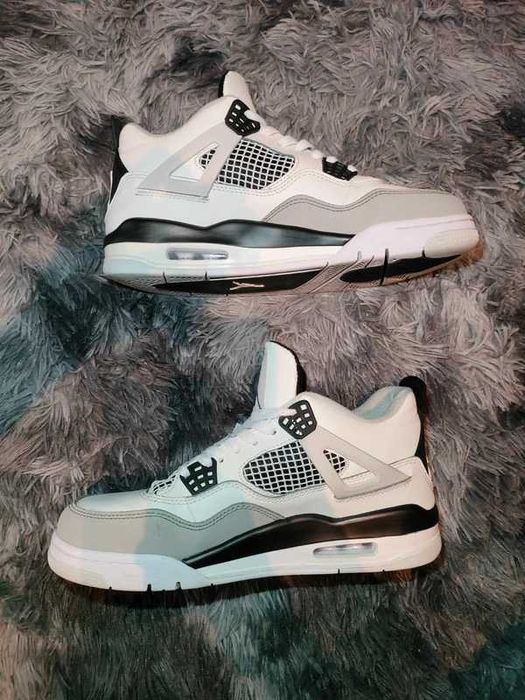 Jordan_4_Retro_Military_Black R.44