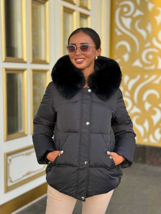 Стильні куртки з натуральним хутром