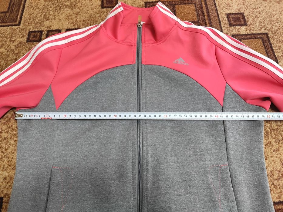 Спортивный костюм женский