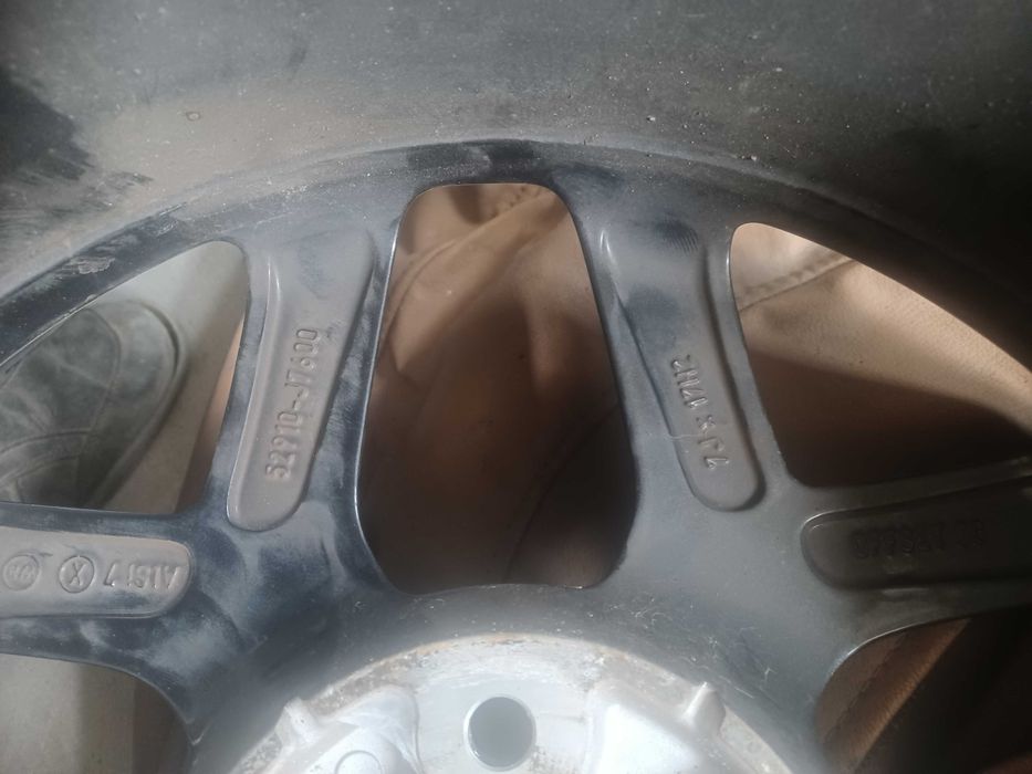 Kia Proceed III felgi 17 cali kpl 4 szt z 2020r alufelgi Ronal