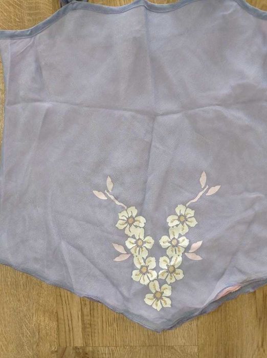 Wizytowa bluzeczka dla dziewczynki