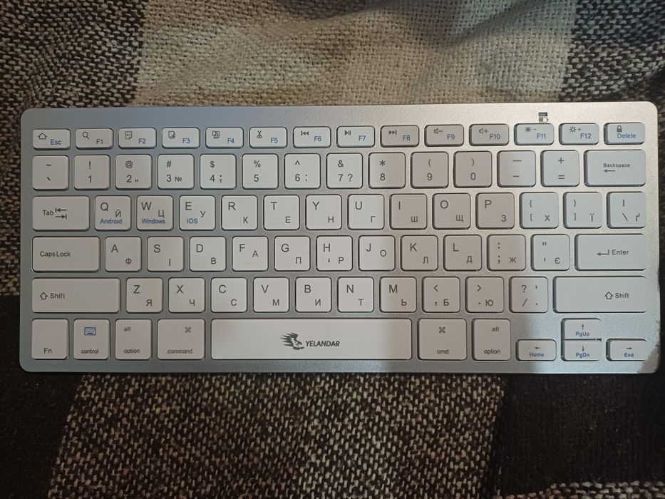 Бездротова клавіатура Yelandar