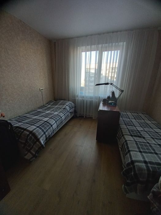 Продаж 3 кім. кв на Митниці