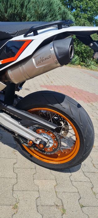 KTM 690 smc-r 2017r  13Kkm dużo dodatków supermoto 701 sm 700