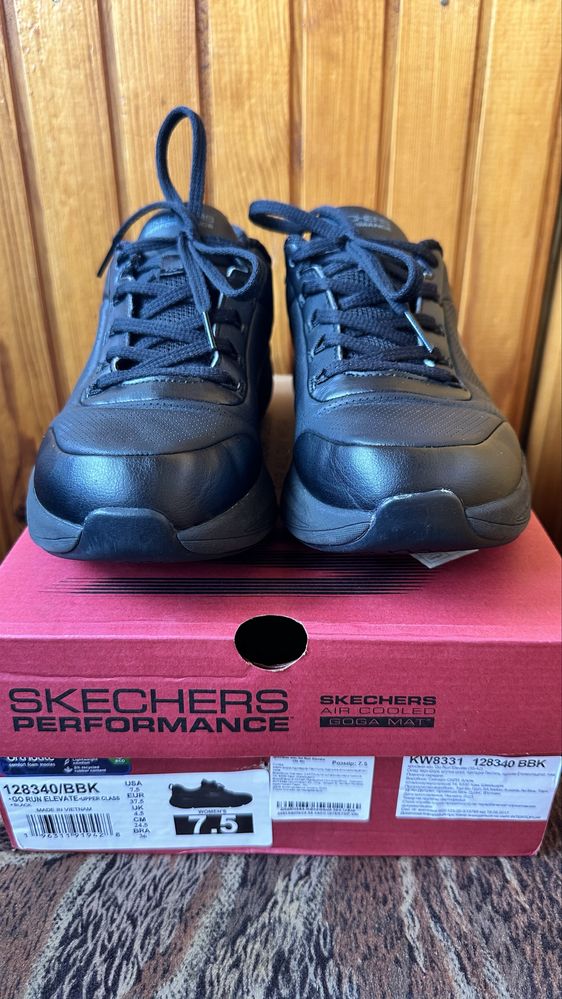 Skechers go run elevate - upper class 37,5 poзмір