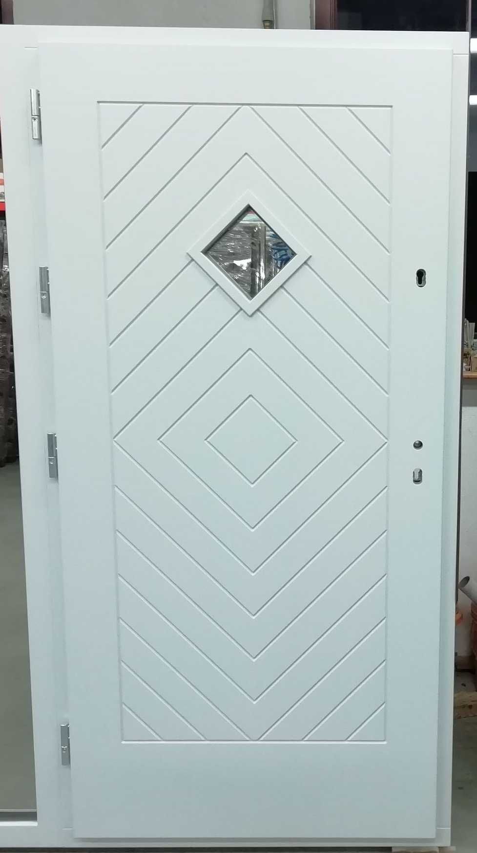 Drzwi zewnętrzne drewniane 8 cm z montażem dzp76