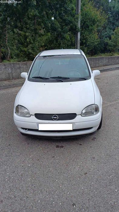 Opel Corsa 5 lugares a gasóleo