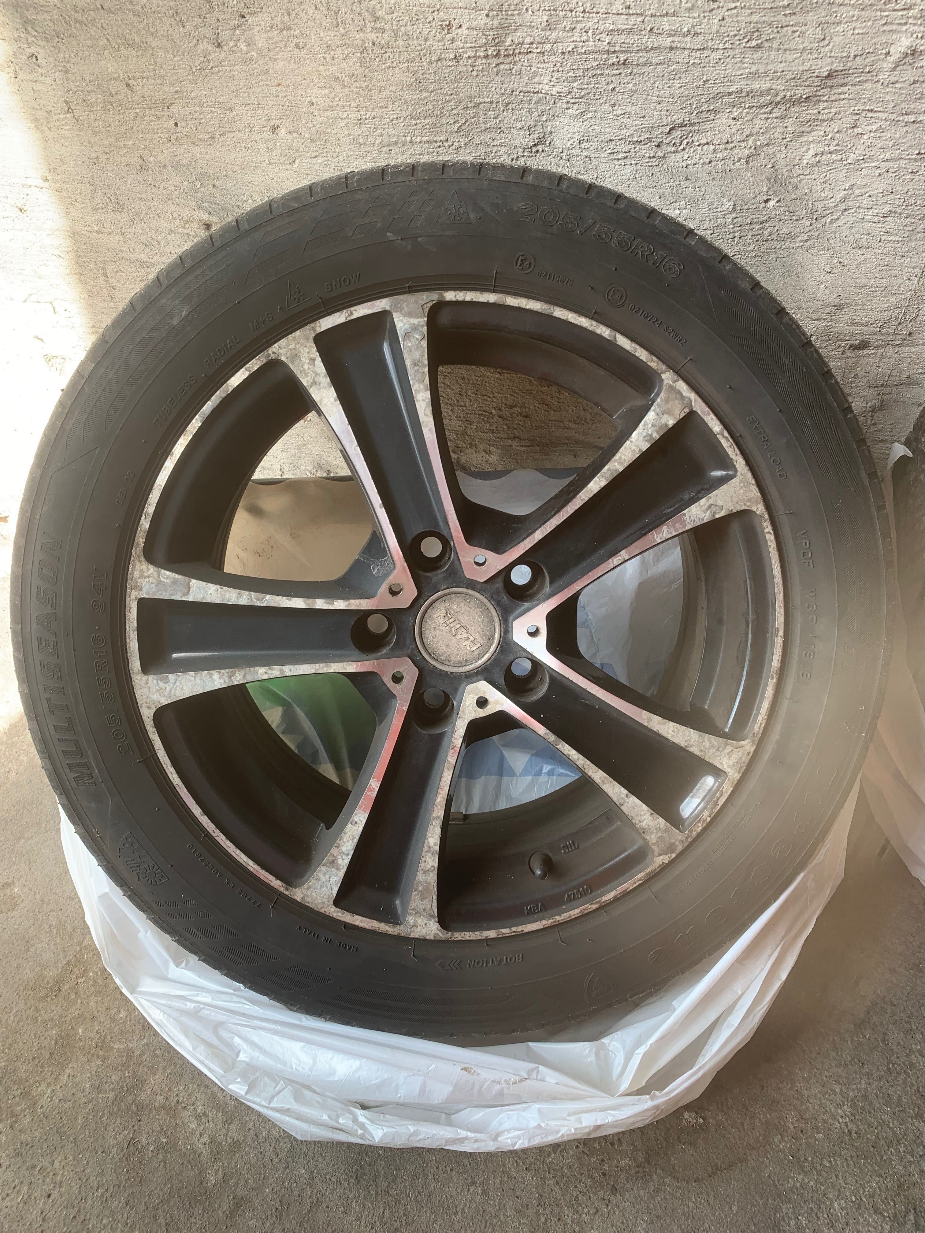 Sprzedam Felgi R16 5x114,5