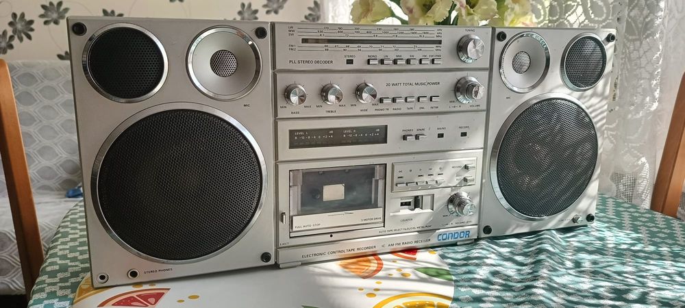 Radiomagnetofon CONDOR