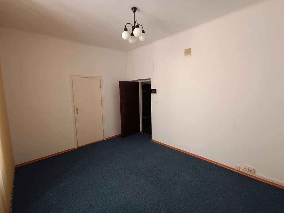 Lokal biurowy 16,50 m2 przy ul. Nowy Świat 54/56