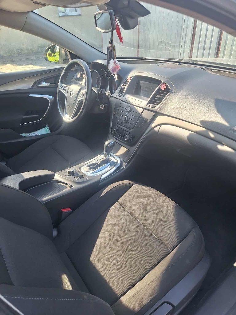 Opel Insignia 2.0cdti 130 km  Automat