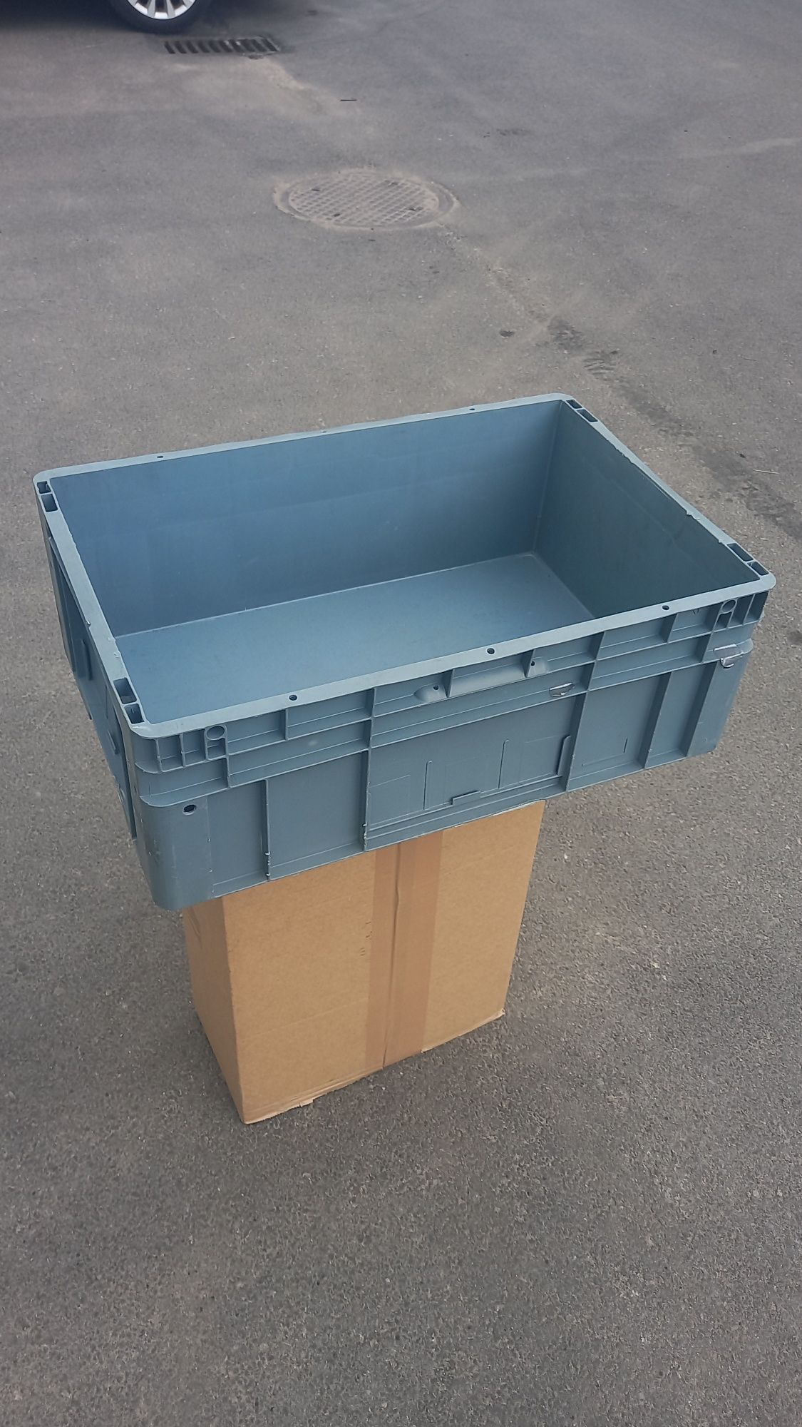 Pojemnik plastikowy skrzynka plastikowa 60x40x20