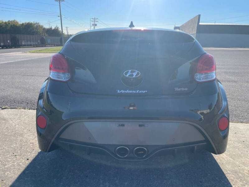 2016 Hyundai Veloster