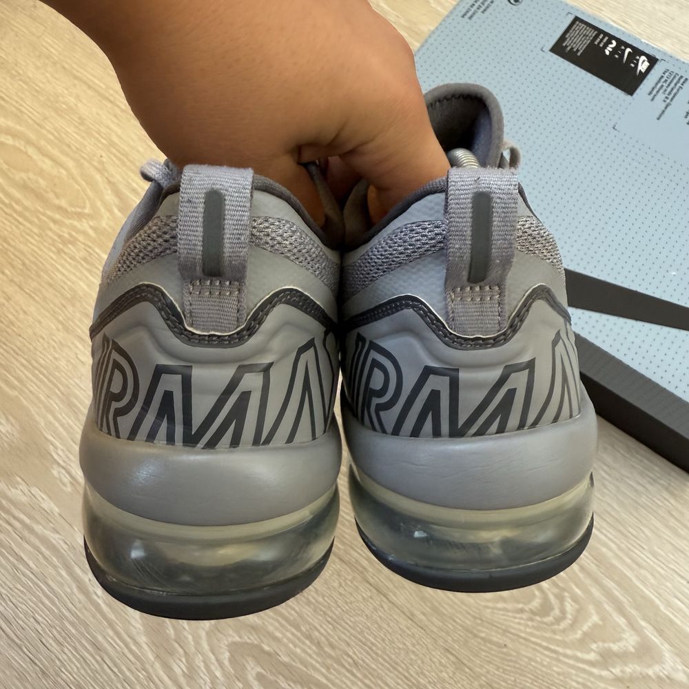 Кроссовки Nike оригинал размер 45 (29 см)