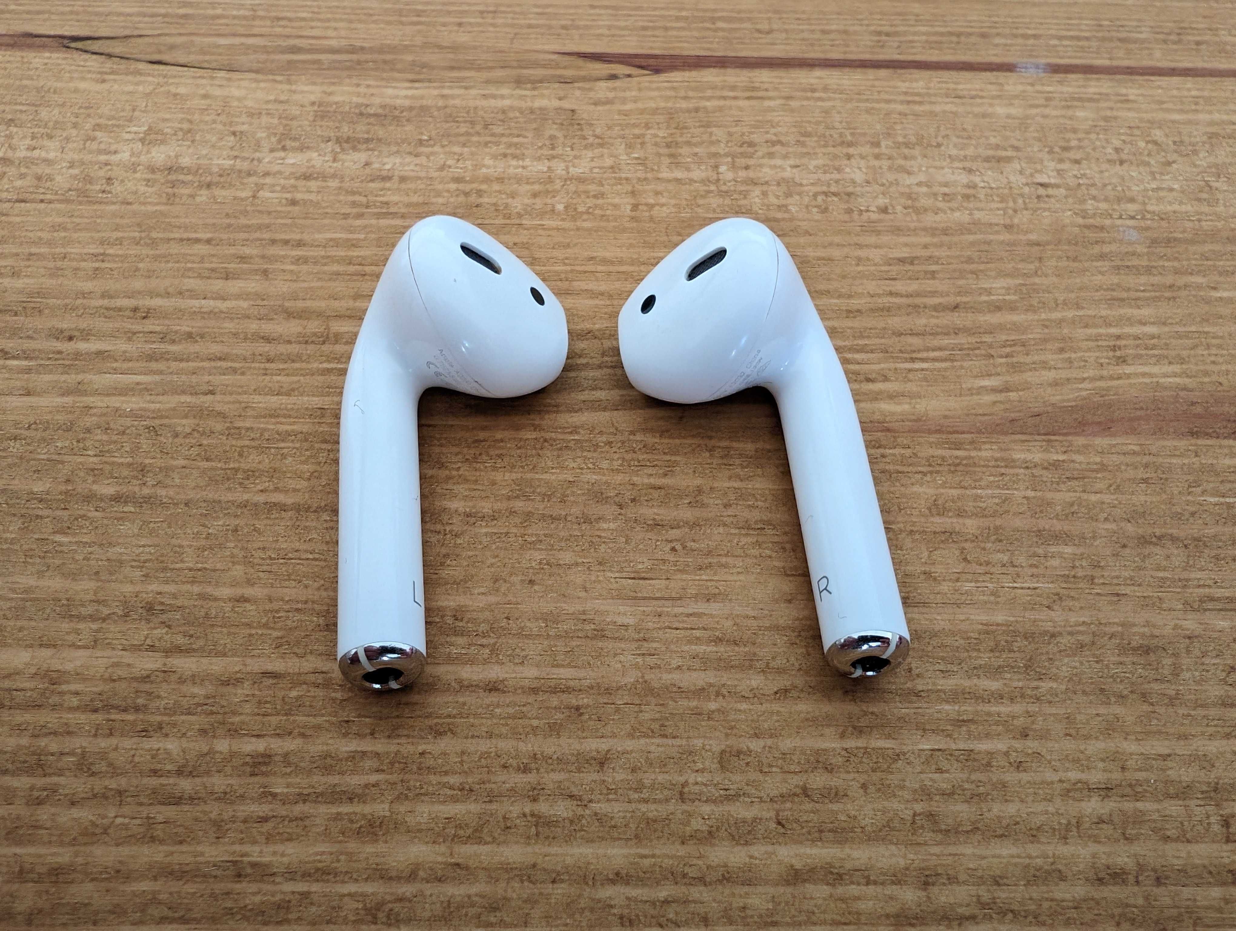 Навушники Apple AirPods with Charging Case 2 gen (MV7N2RU/A) White