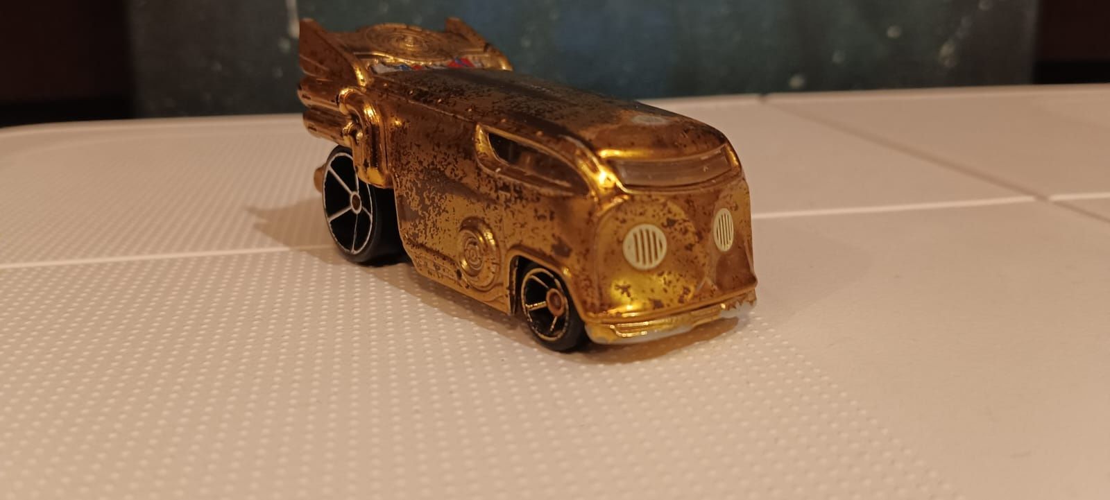Hot Wheels C-3PO