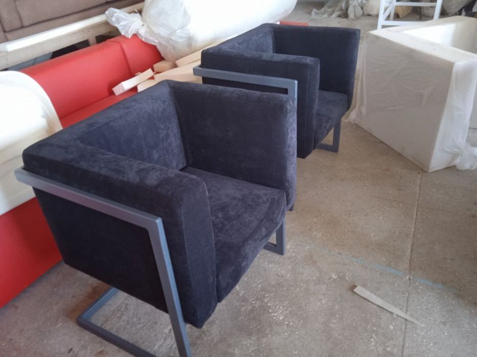 Крісла м‘які чорні 2 штуки Loft стиль