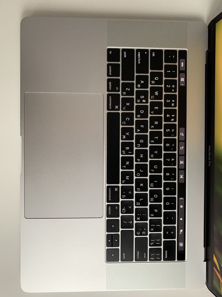 Ноутбук Apple MacBook Pro 15" 2016 512 GB - Touch bar