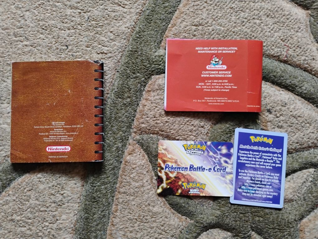 2x książeczki booklety pokemon yellow oraz ruby