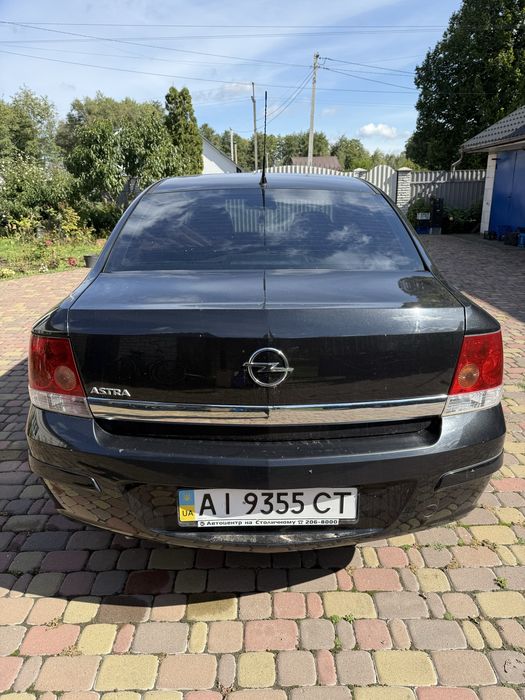Opel Astra H 2012 рік седан