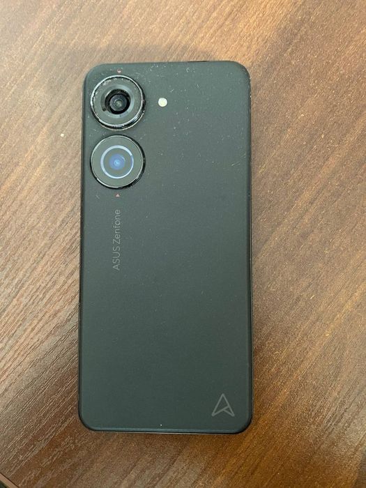 Продам Asus Zenfon 10