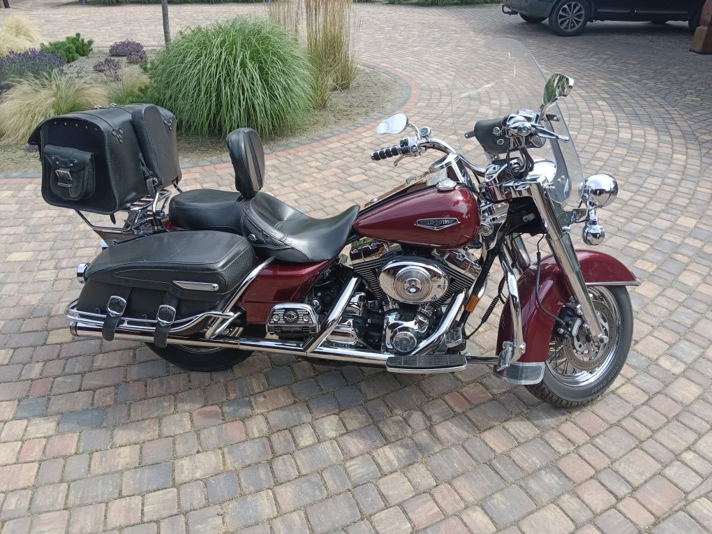 Harley-Davidson Touring Road King Roadking FLHRCI