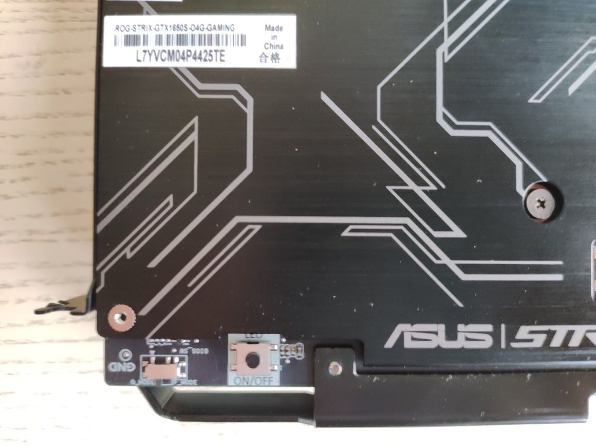 GTX 1650 super Asus Strix