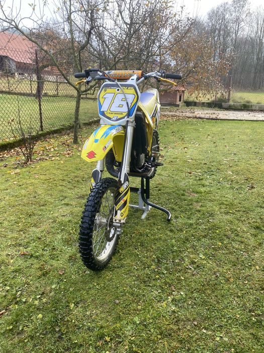 Suzuki rm 85 (sx,kx,yz,cr)