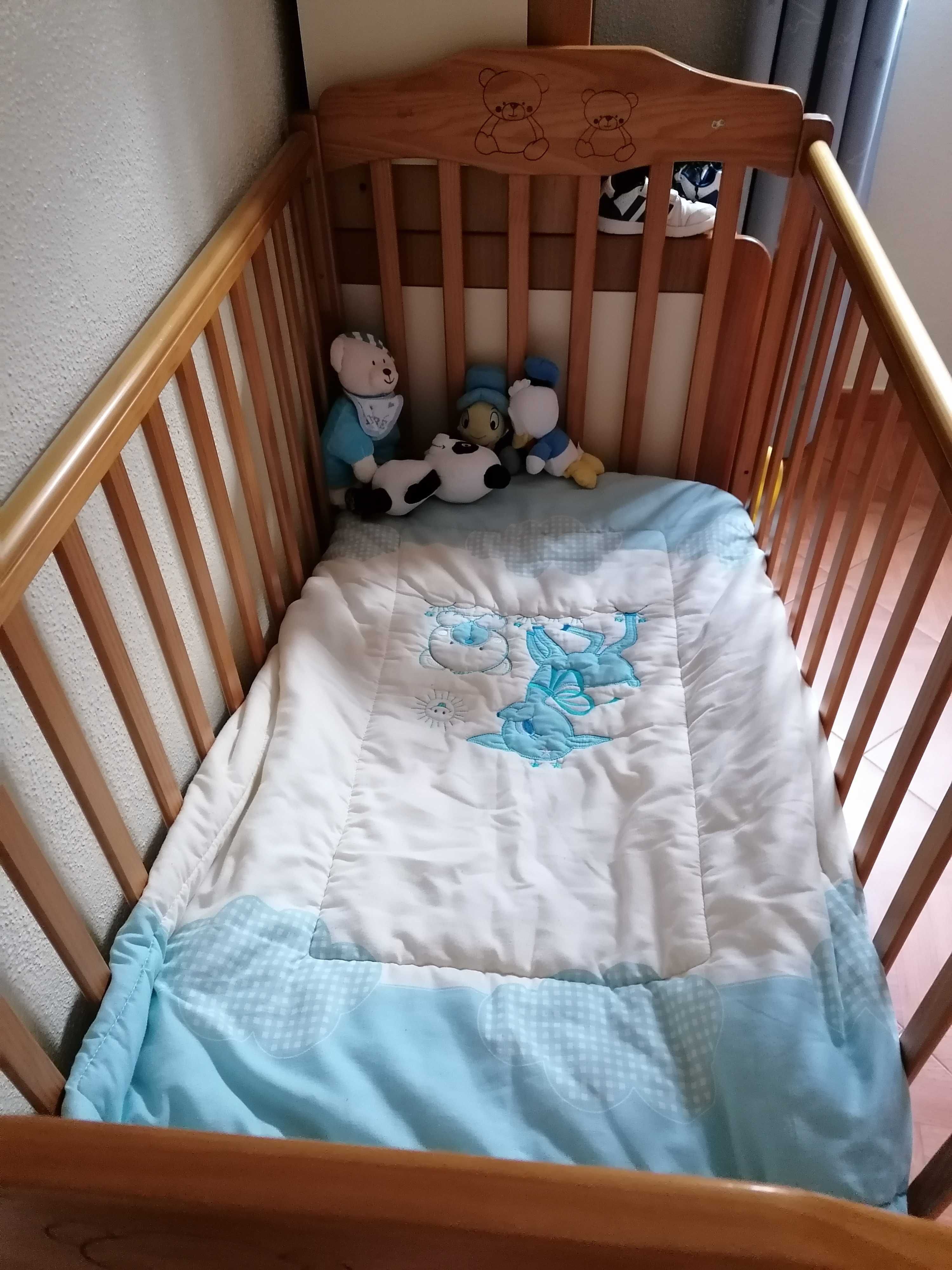Cama de grades para bebé