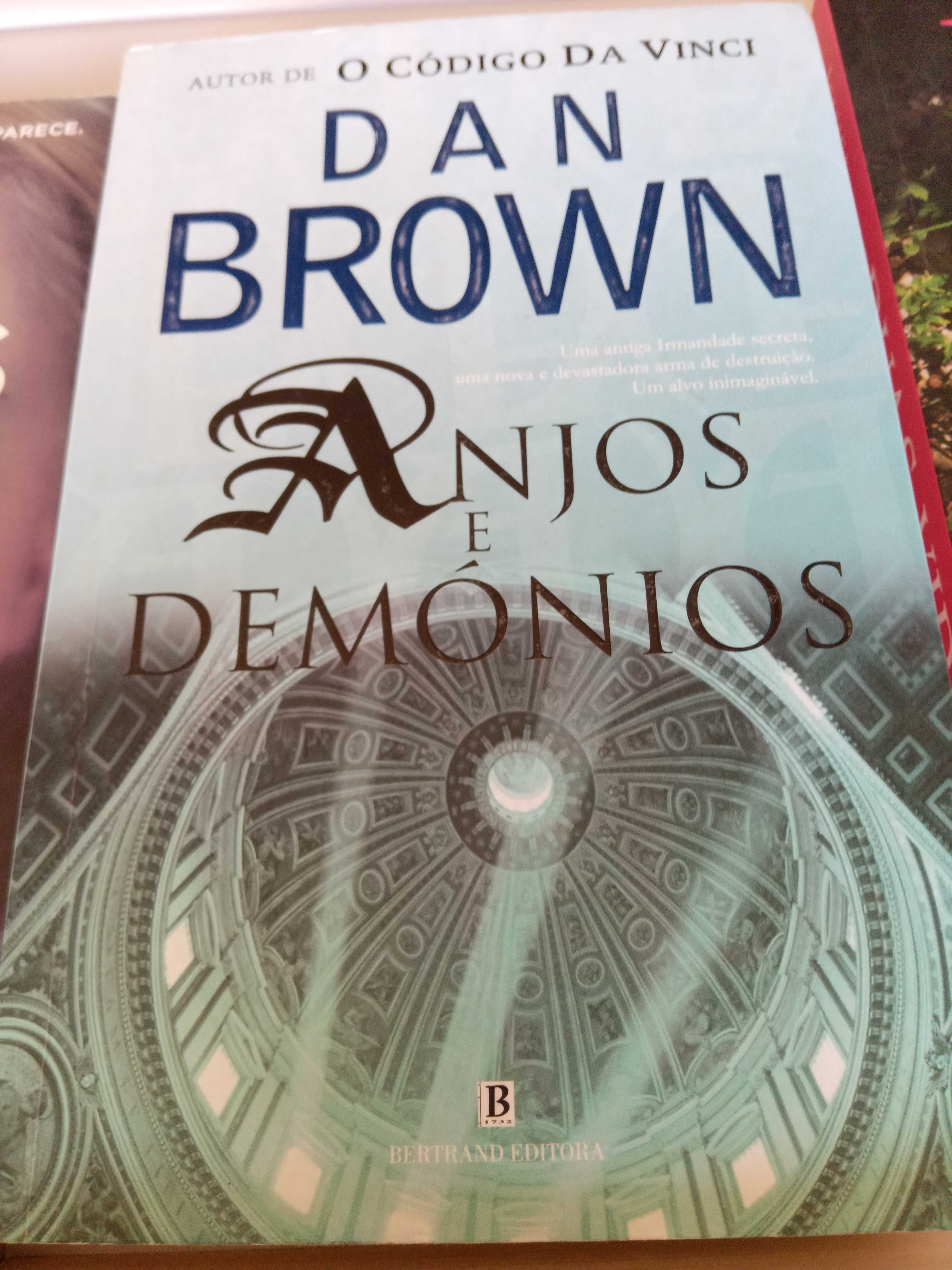 Dan Brown - Anjos e Demónios