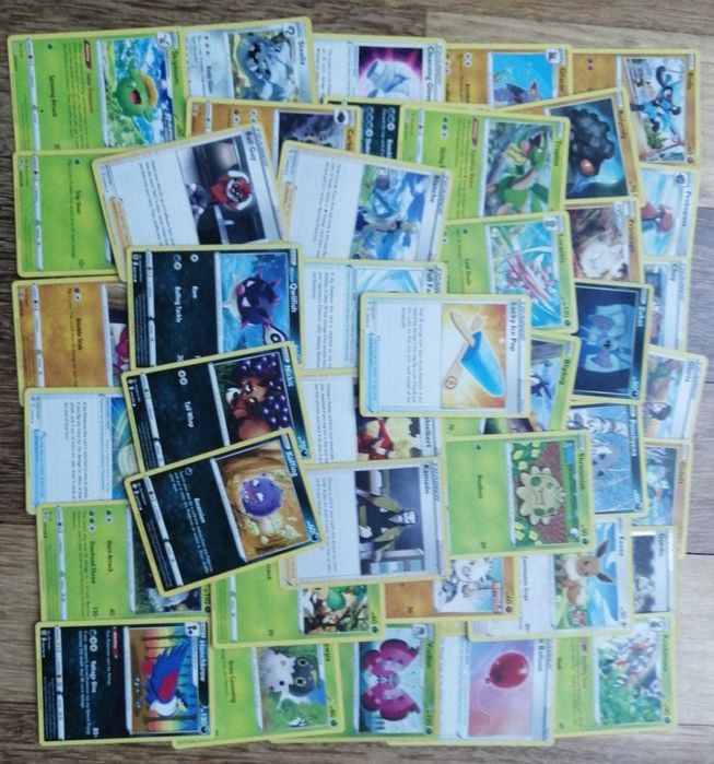 Oryginalne karty Pokemon. 60 sztuk.