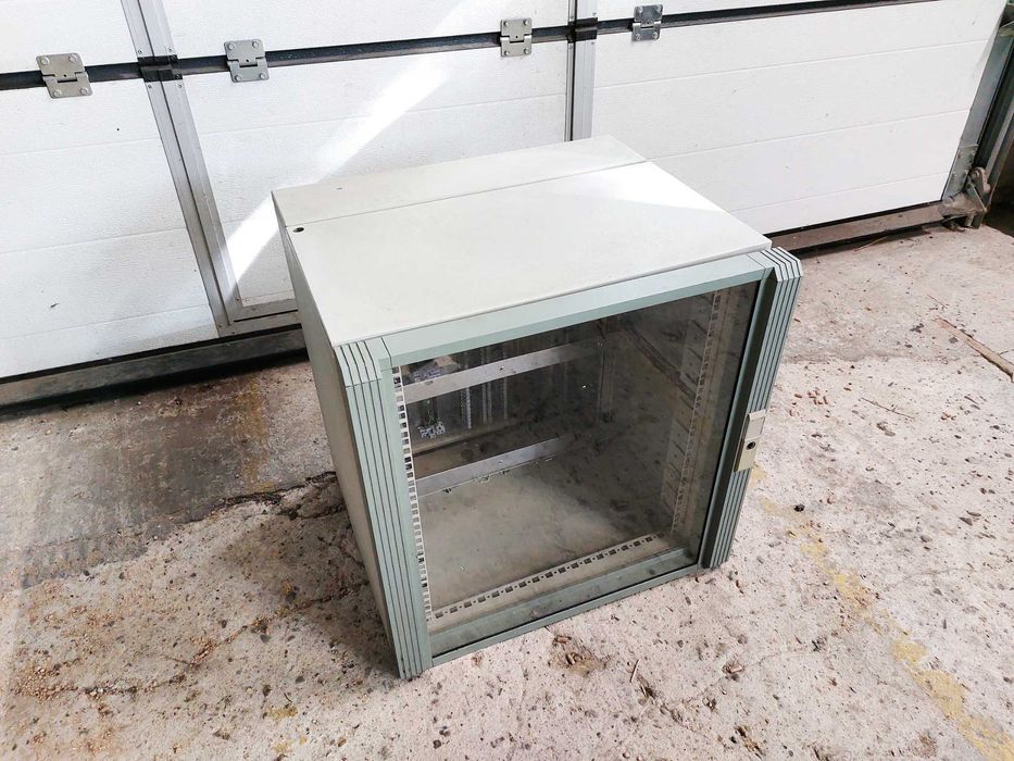 Szafa rack 19" teleinformatyczna sterownicza 61cm x 60cm x 50cm