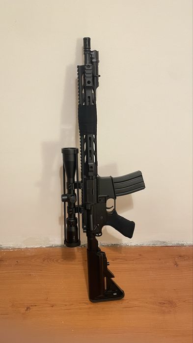 M4 AEG Airsoft com Mira