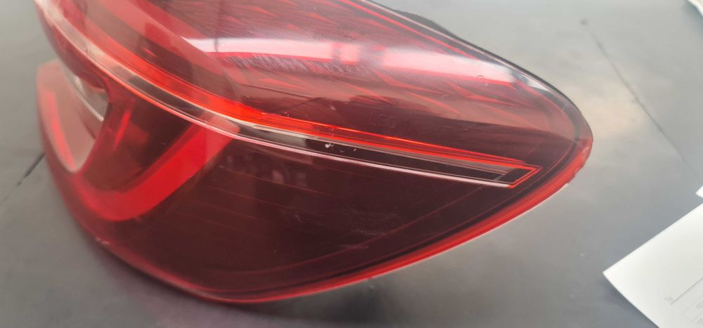 Farolim traz drt Renault Clio V