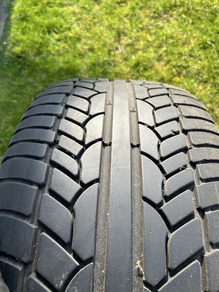 Achilles Desert Hawk UHP 285/50R20 112V