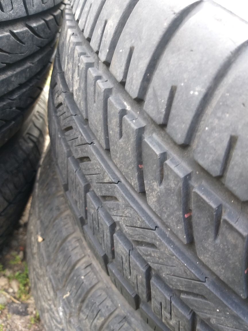 4 x Michelin Firestone 195/60 15"