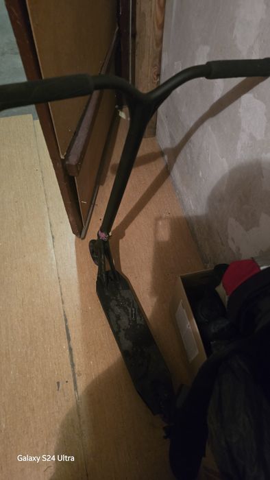 Hulajnoga mała w dobrym stanie