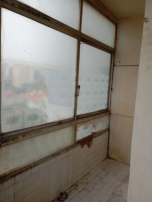 T2 Algés para remodelação total