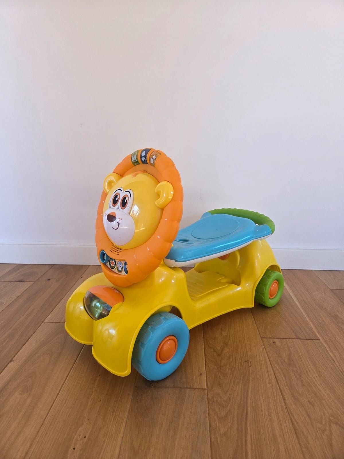 Pchacz- Jeździk Lew Mini 3w1