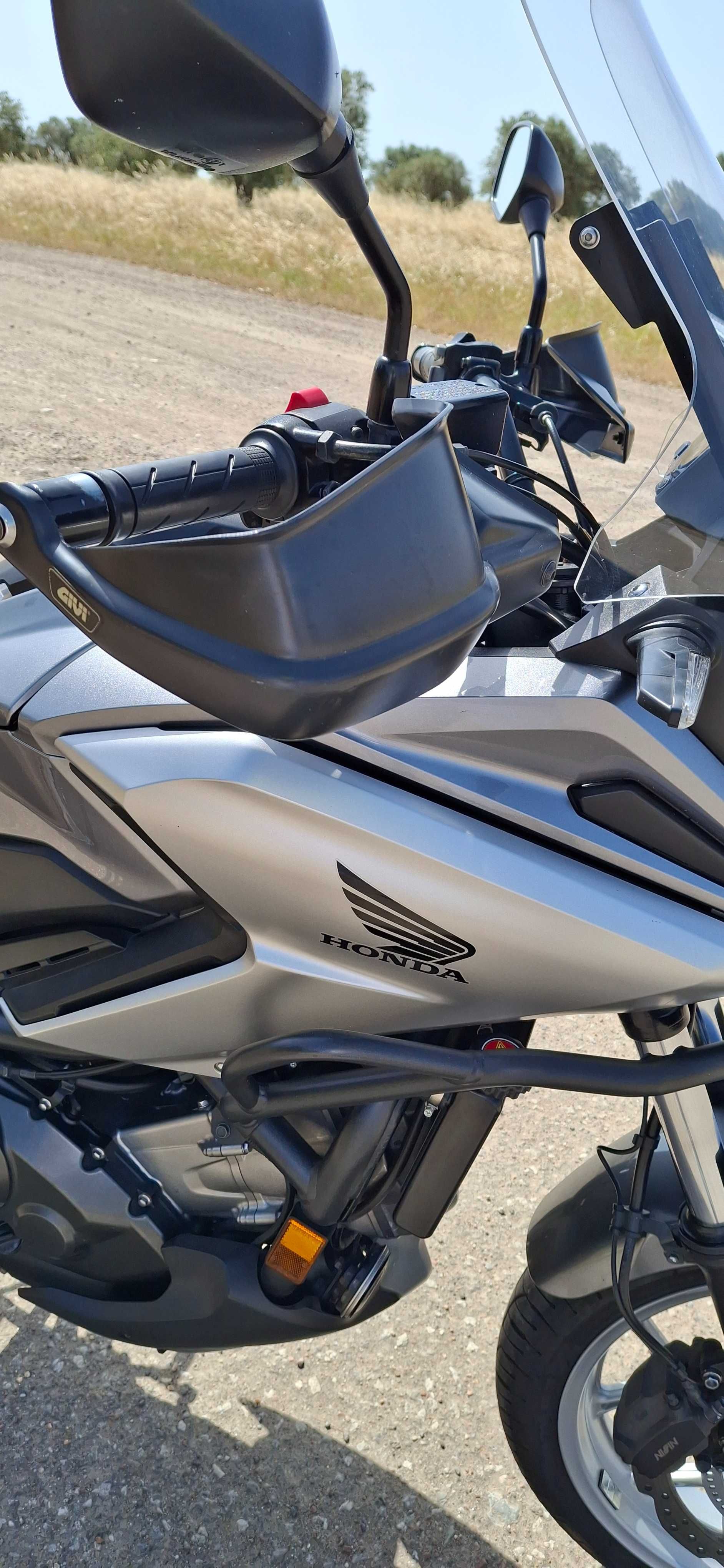 Honda nc750x 2017