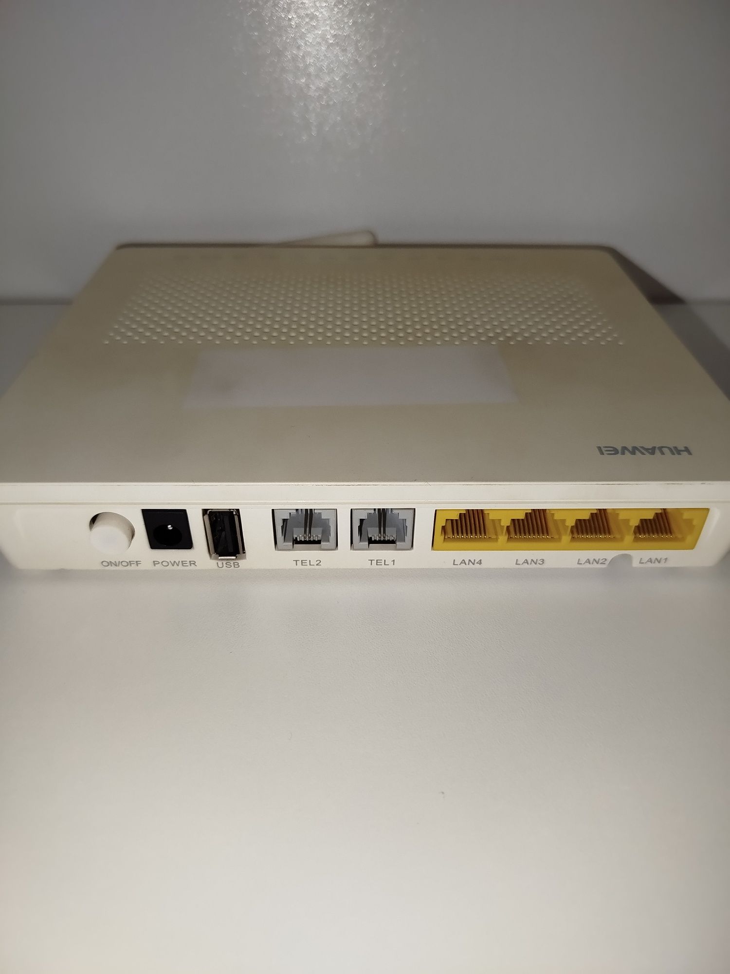Router Huawei EchoLife HG8245H