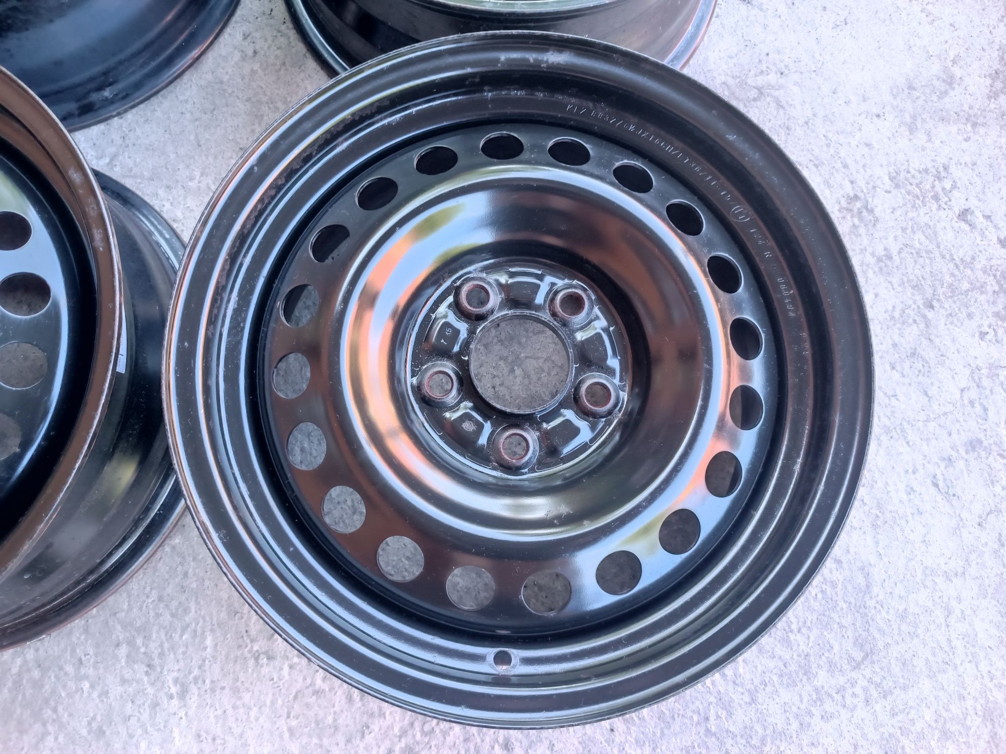 Металеві диски 5 114,3 R16 KIA